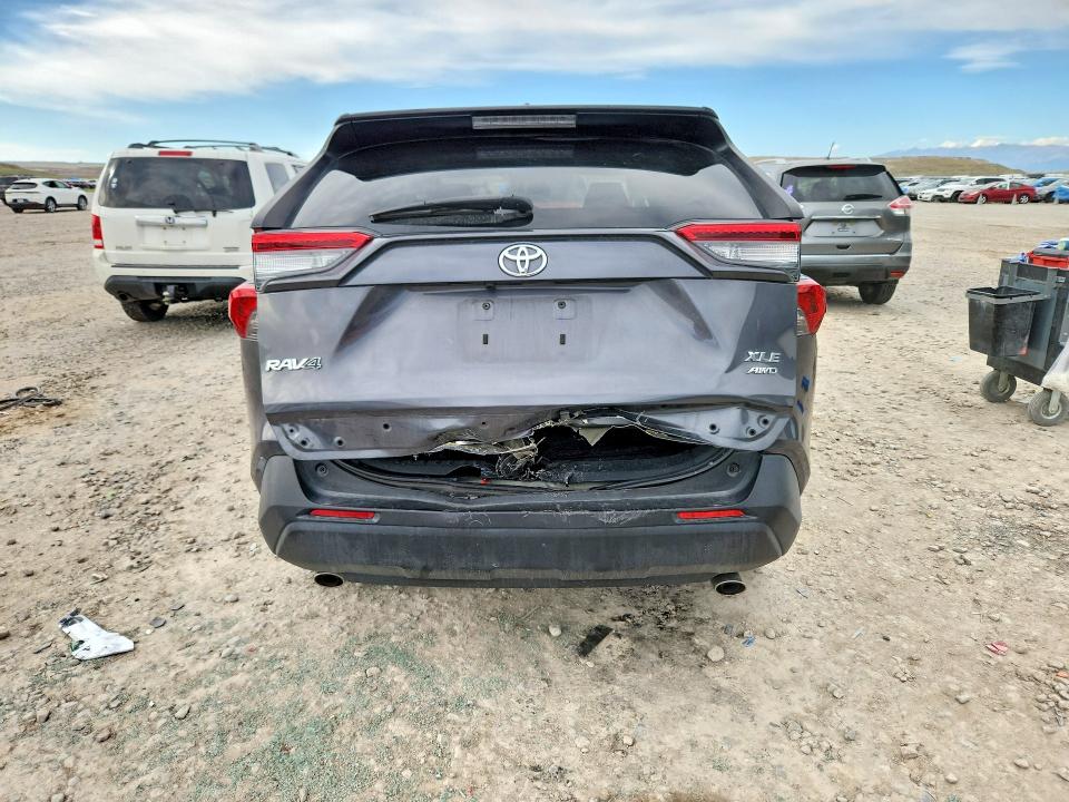 Aukcja sprzedaży 2021 Toyota Rav4, vin: 2T3P1RFV6MW214253, numer aukcji: 52923766