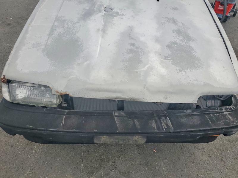 55351986 :رقم المزاد ، 1NXAE82G4JZ527804 vin ، 1988 Toyota Corolla مزاد بيع