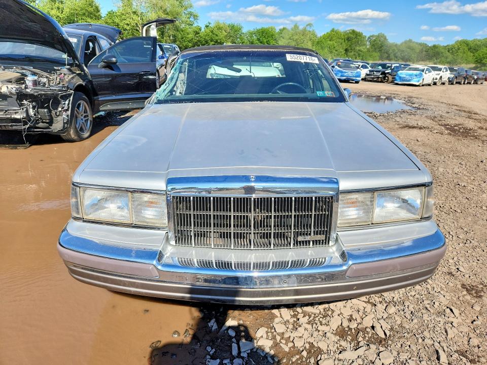 55207716 :رقم المزاد ، 1LNCM82F6LY792061 vin ، 1990 Lincoln Town Car مزاد بيع