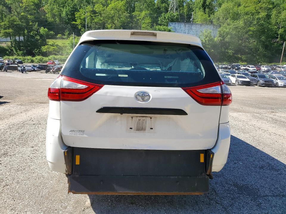 2017 Toyota Sienna მანქანა იყიდება აუქციონზე, vin: 5TDZZ3DC9HS826826, აუქციონის ნომერი: 53961706