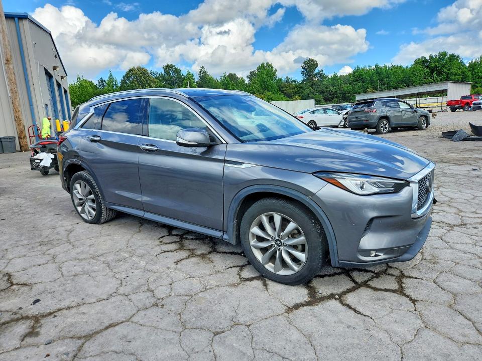 54421546 :رقم المزاد ، 3PCAJ5CA4NF110335 vin ، 2022 Infiniti Qx50 مزاد بيع