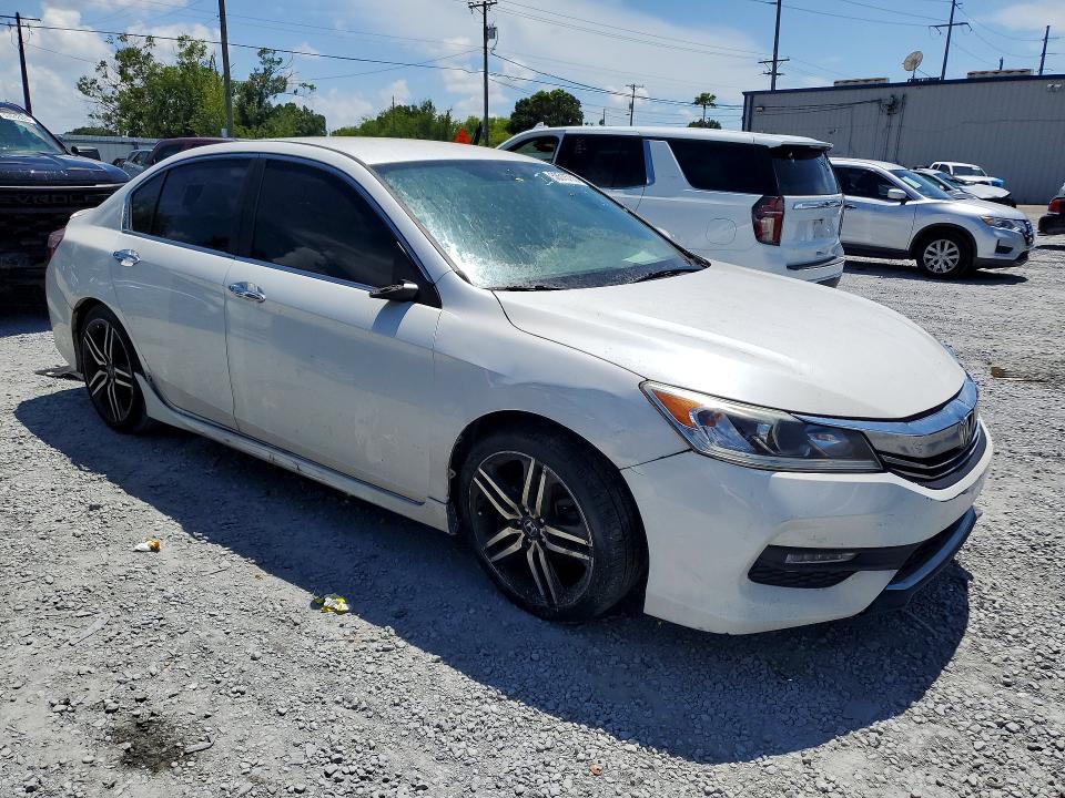 53515756 :رقم المزاد ، 1HGCR2F16HA231331 vin ، 2017 Honda Accord مزاد بيع
