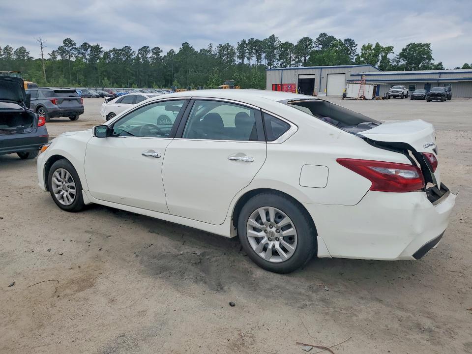 53324356 :رقم المزاد ، 1N4AL3AP1JC273012 vin ، 2018 Nissan Altima مزاد بيع