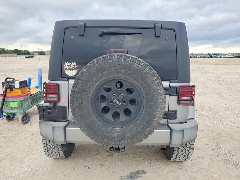 53746876 :رقم المزاد ، 1C4BJWEG4GL155500 vin ، 2016 Jeep Wrangler Unlimited مزاد بيع