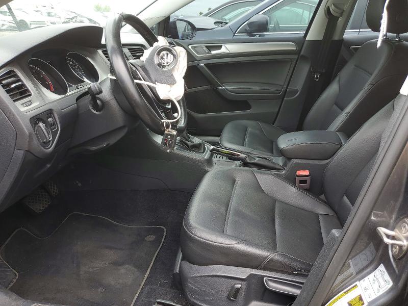 55118606 :رقم المزاد ، 3VW217AU2HM062103 vin ، 2017 Volkswagen Golf مزاد بيع