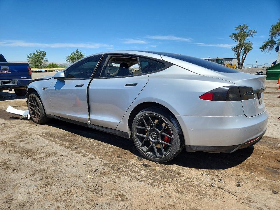 Auction sale of the 2015 Tesla Model S, vin: 5YJSA1H26FFP70487, lot number: 53548626