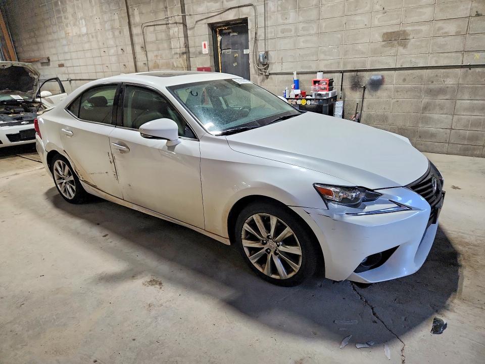 55180006 :رقم المزاد ، JTHCF1D27F5020950 vin ، 2015 Lexus Is مزاد بيع