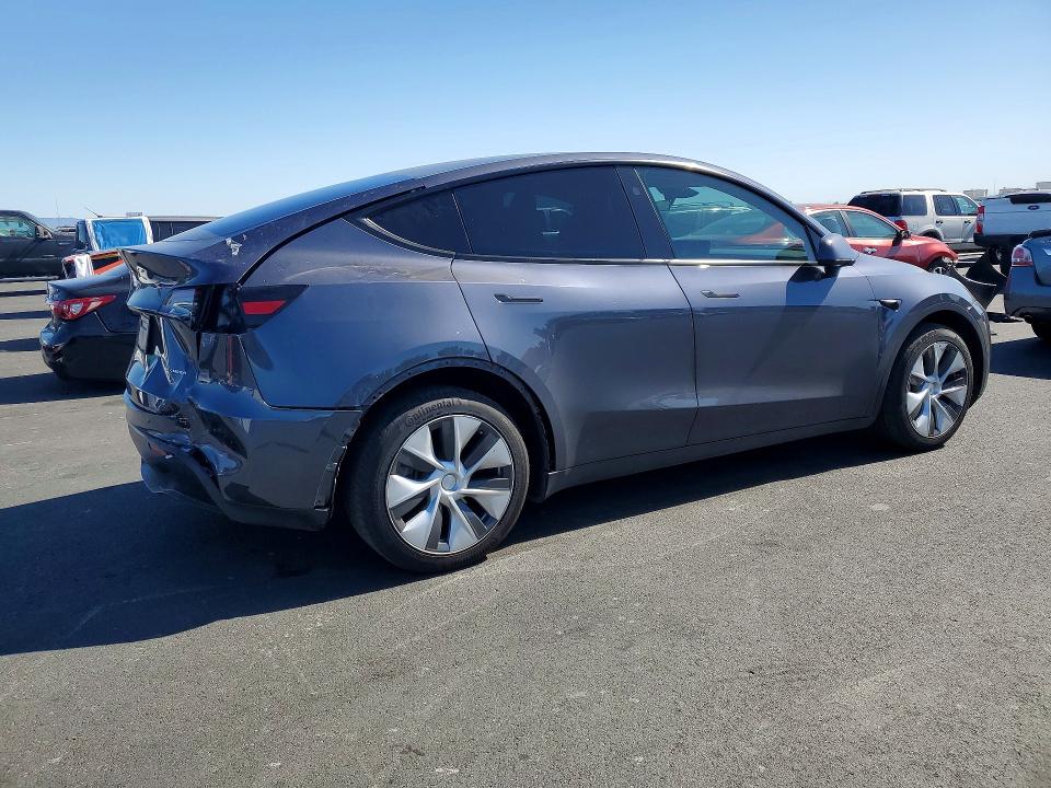 2023 Tesla Model Y მანქანა იყიდება აუქციონზე, vin: 7SAYGDEEXPF790710, აუქციონის ნომერი: 53272046