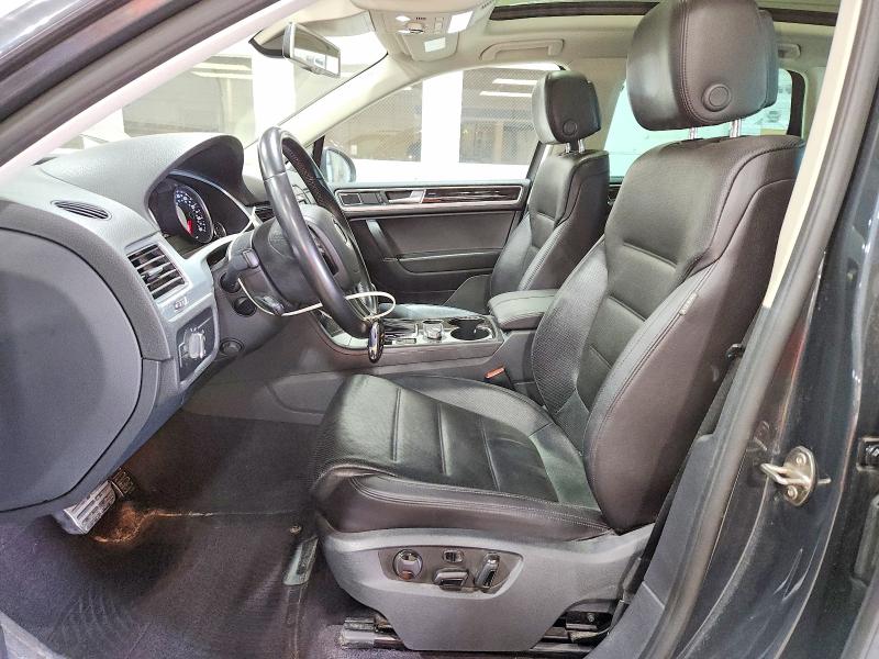 51977156 :رقم المزاد ، WVGEF9BP9GD011449 vin ، 2016 Volkswagen Touareg مزاد بيع