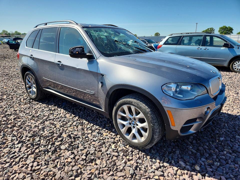 2013 Bmw X5 მანქანა იყიდება აუქციონზე, vin: 5UXZV4C53D0B12855, აუქციონის ნომერი: 52918316