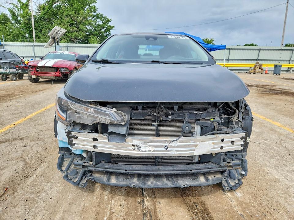 52533186 :رقم المزاد ، 5YFEPMAE6MP232259 vin ، 2021 Toyota Corolla مزاد بيع