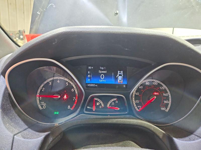 53993986 :رقم المزاد ، 1FADP3L92FL353104 vin ، 2015 Ford Focus مزاد بيع
