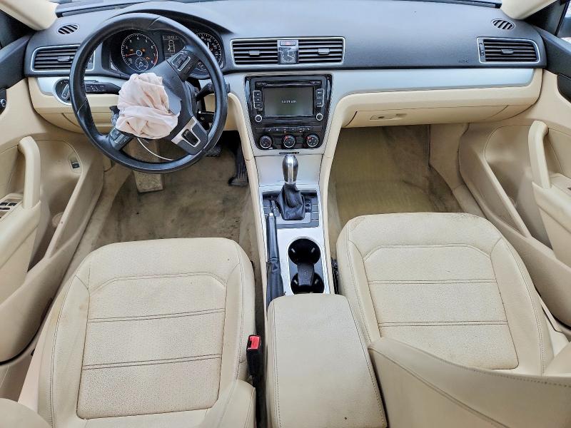 52905286 :رقم المزاد ، 1VWBP7A39DC053982 vin ، 2013 Volkswagen Passat مزاد بيع