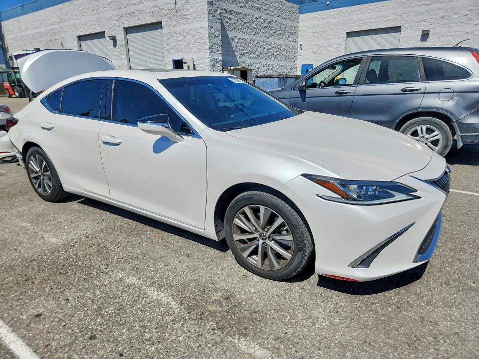 54009576 :رقم المزاد ، 58ACZ1B16LU063720 vin ، 2020 Lexus Es 350 مزاد بيع