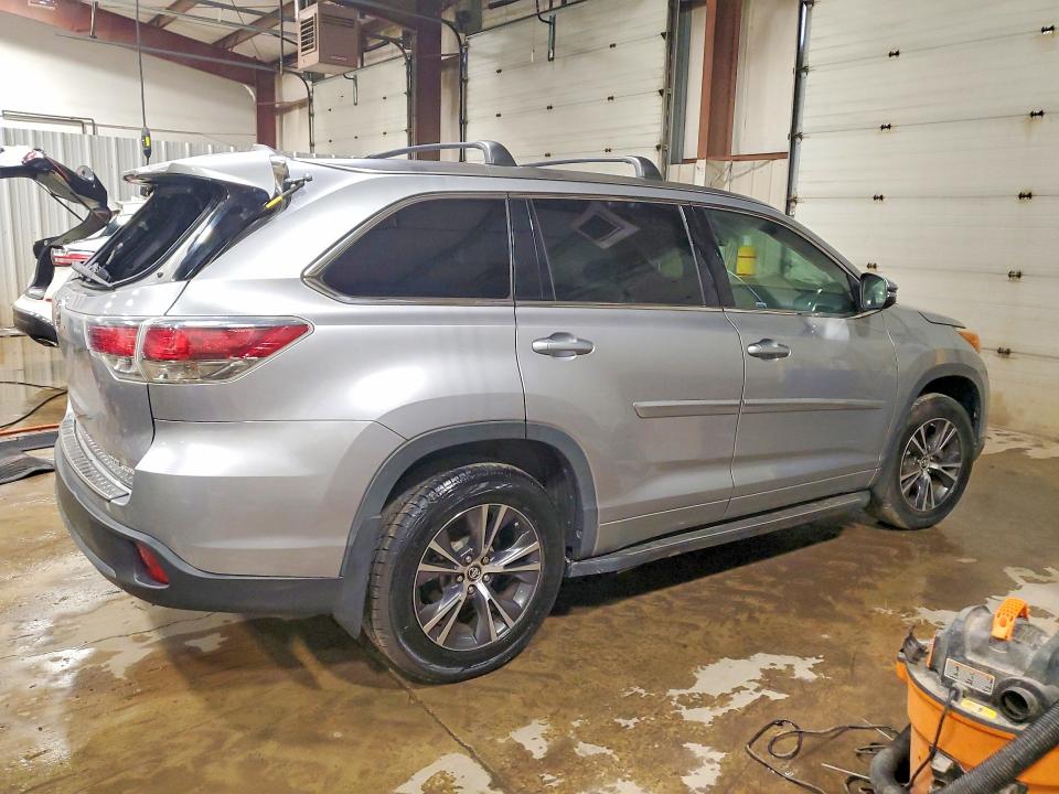 2016 Toyota Highlander მანქანა იყიდება აუქციონზე, vin: 5TDJKRFH3GS279175, აუქციონის ნომერი: 54612546