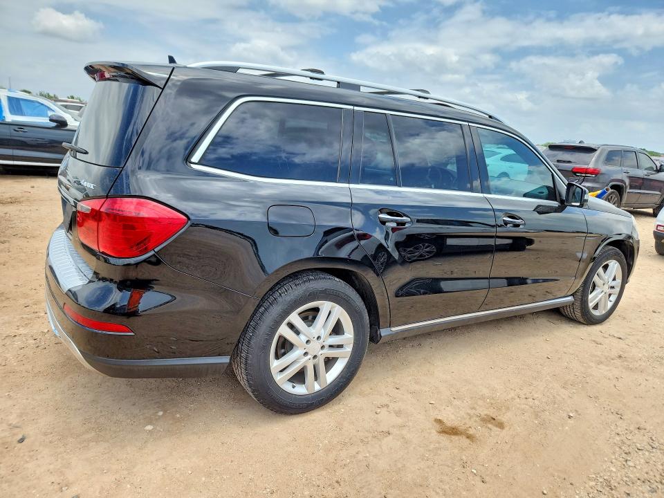 53935376 :رقم المزاد ، 4JGDF6EE1GA620427 vin ، 2016 Mercedes-benz Gl مزاد بيع