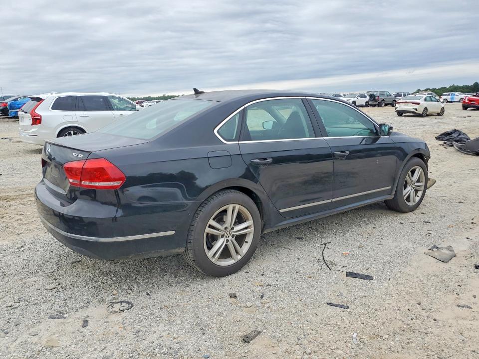 53044166 :رقم المزاد ، 1VWBN7A3XEC104803 vin ، 2014 Volkswagen Passat مزاد بيع