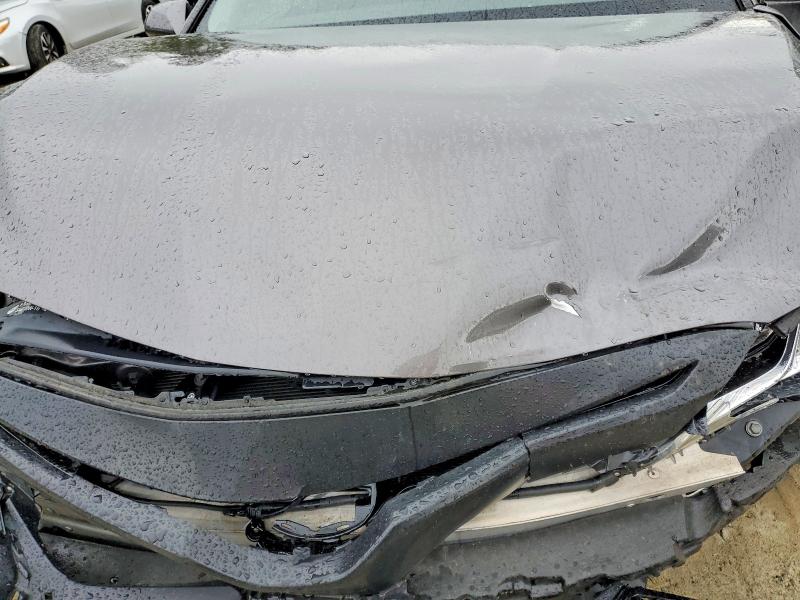 52681426 :رقم المزاد ، 4T1G11AK5LU954849 vin ، 2020 Toyota Camry مزاد بيع