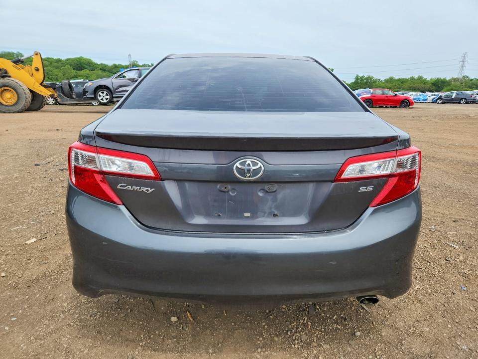 54851696 :رقم المزاد ، 4T1BF1FK2EU339389 vin ، 2014 Toyota Camry مزاد بيع