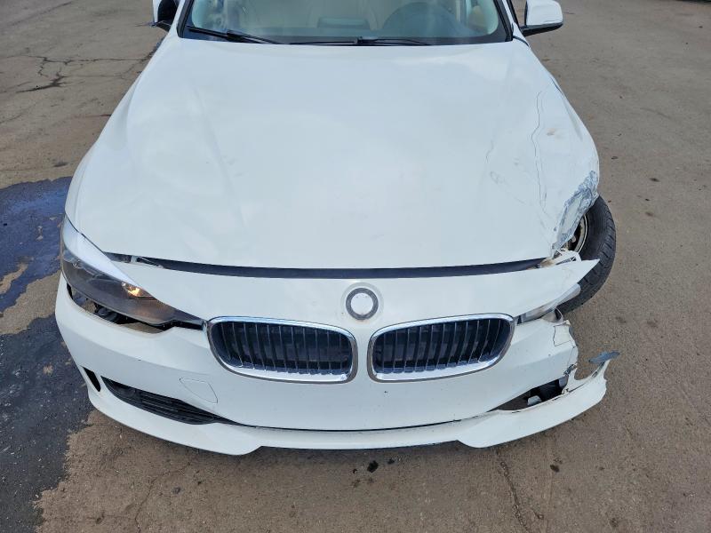 53360046 :رقم المزاد ، WBA3C3C50DF978706 vin ، 2013 Bmw 320 مزاد بيع