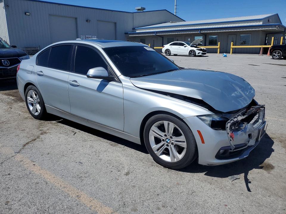 55455516 :رقم المزاد ، WBA8E9C55GK646937 vin ، 2016 Bmw 328 مزاد بيع
