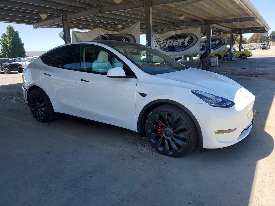 2023 Tesla Model Y მანქანა იყიდება აუქციონზე, vin: 7SAYGDEFXPF822984, აუქციონის ნომერი: 52852986