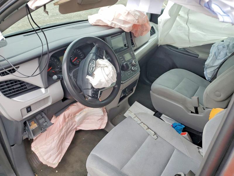 Продажа на аукционе авто 2015 Toyota Sienna, vin: 5TDZK3DC1FS630798, номер лота: 52478766