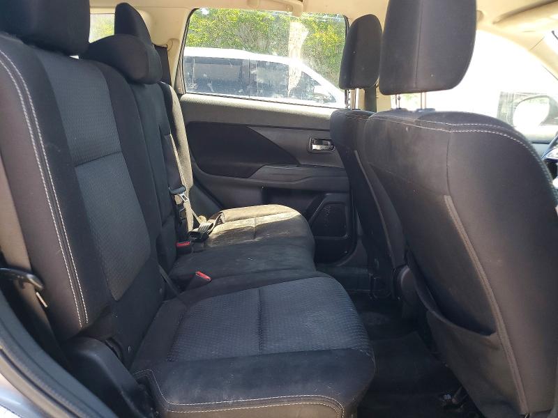 2018 Mitsubishi Outlander მანქანა იყიდება აუქციონზე, vin: JA4AZ3A38JZ042458, აუქციონის ნომერი: 53780356