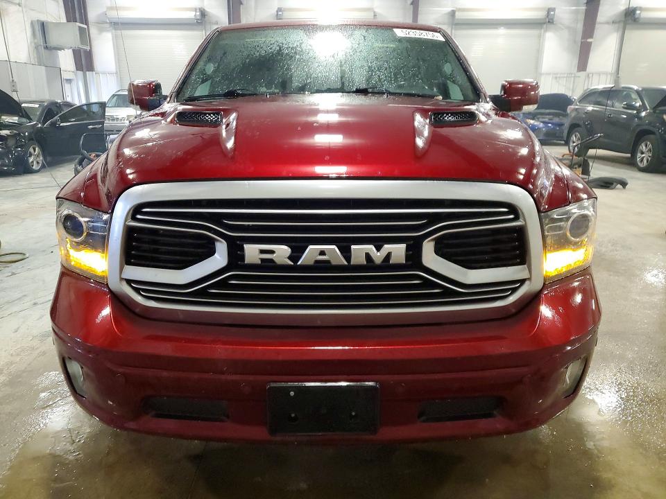 52358756 :رقم المزاد ، 1C6RR7PT9JS113223 vin ، 2018 Ram 1500 مزاد بيع