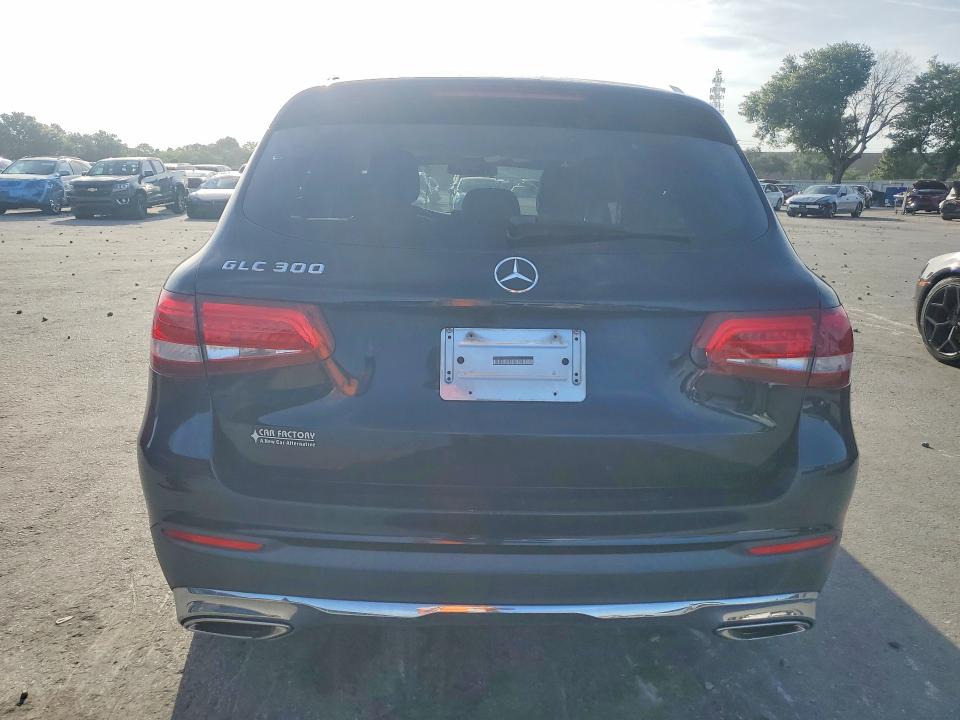 54884986 :رقم المزاد ، WDC0G4JBXGF104113 vin ، 2016 Mercedes-benz Glc مزاد بيع