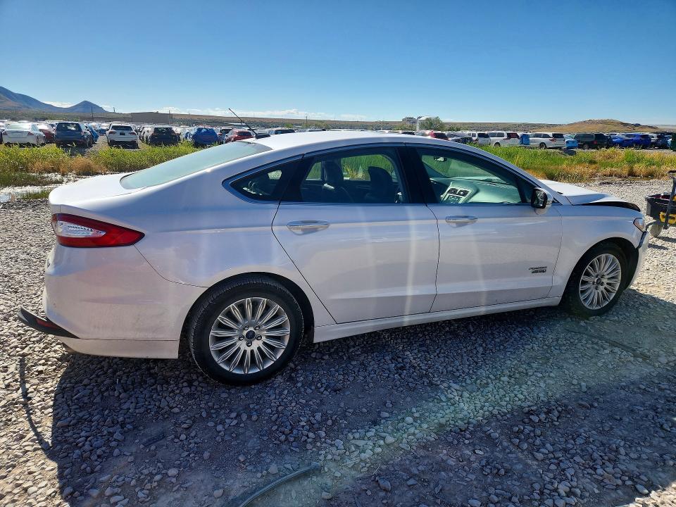 54095706 :رقم المزاد ، 3FA6P0PU0GR303780 vin ، 2016 Ford Fusion مزاد بيع