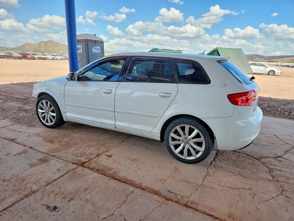 Продажа на аукционе авто 2011 Audi A3, vin: WAUBJBFM8BA044298, номер лота: 52585566