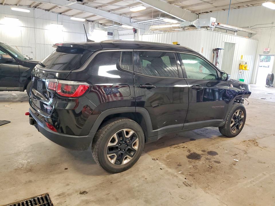 2018 Jeep Compass მანქანა იყიდება აუქციონზე, vin: 3C4NJDDB8JT280972, აუქციონის ნომერი: 54326526