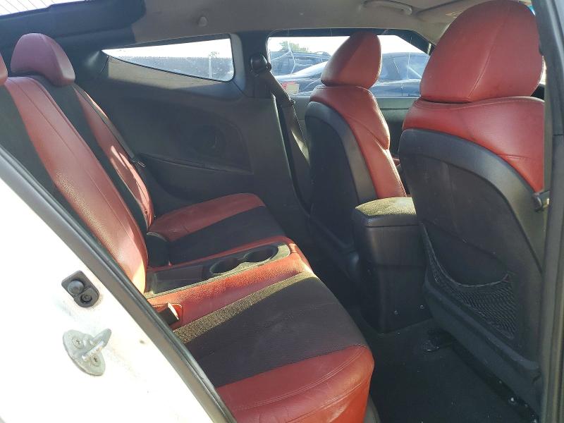 54849426 :رقم المزاد ، KMHTC6AE0FU217661 vin ، 2015 Hyundai Veloster مزاد بيع
