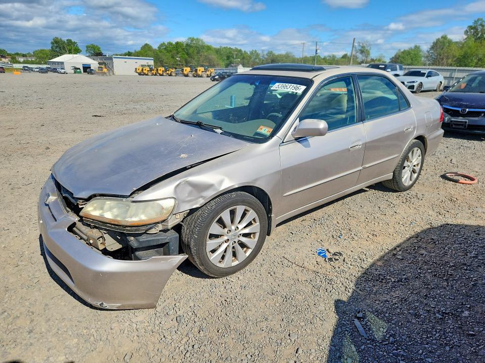 Продажа на аукционе авто 1998 Honda Accord, vin: 1HGCG1656WA048091, номер лота: 53963196