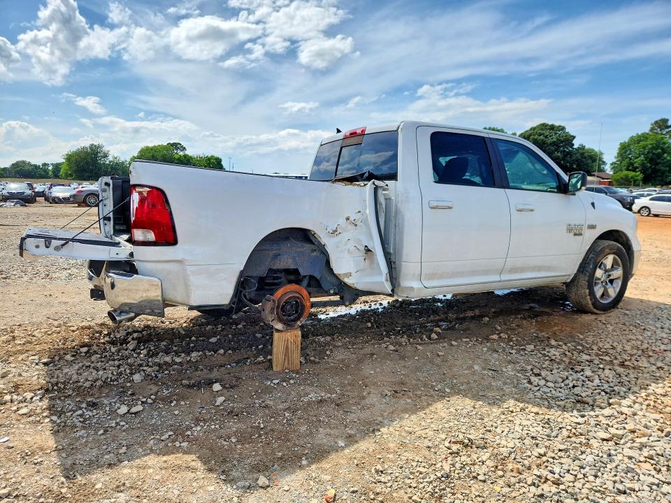 53629676 :رقم المزاد ، 1C6RR6TT6KS643943 vin ، 2019 Ram 1500 Classic مزاد بيع