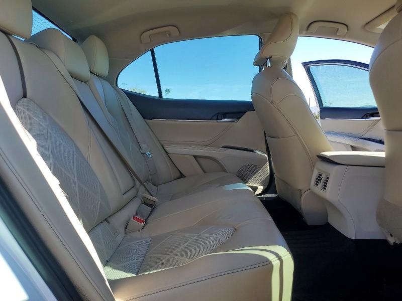 Продаж на аукціоні авто 2018 Toyota Camry, vin: 4T1B11HKXJU645634, номер лоту: 51917356