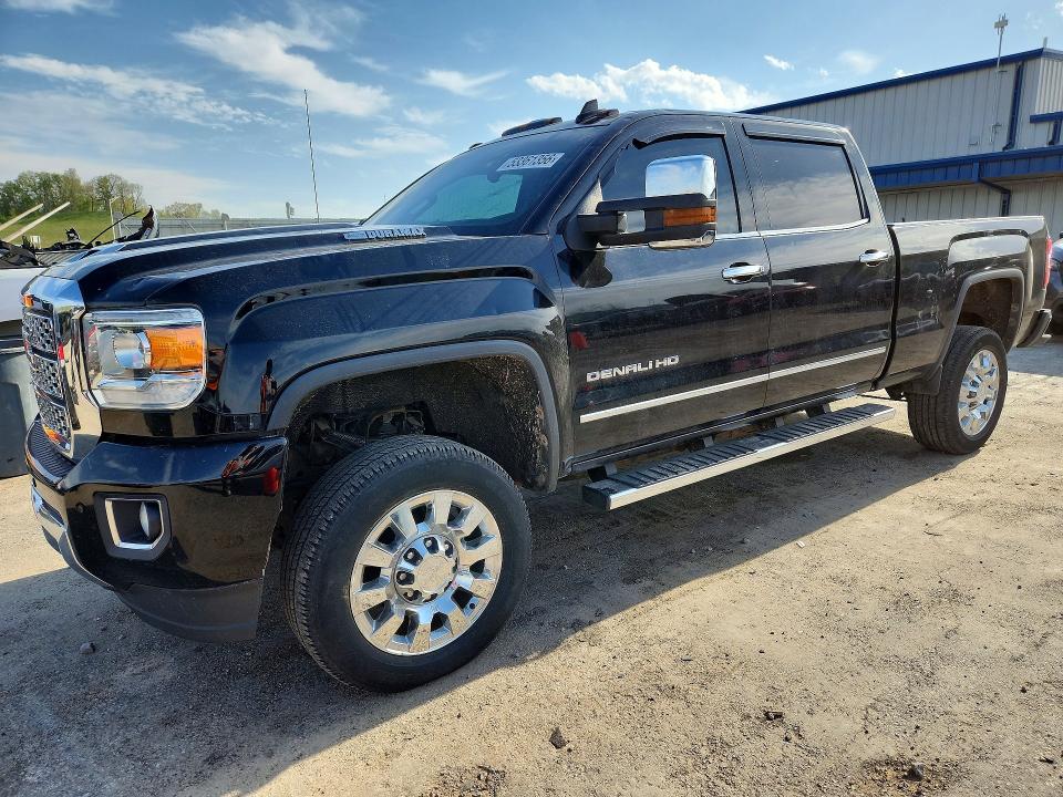53361356 :رقم المزاد ، 1GT12UEY3JF232904 vin ، 2018 Gmc Sierra مزاد بيع