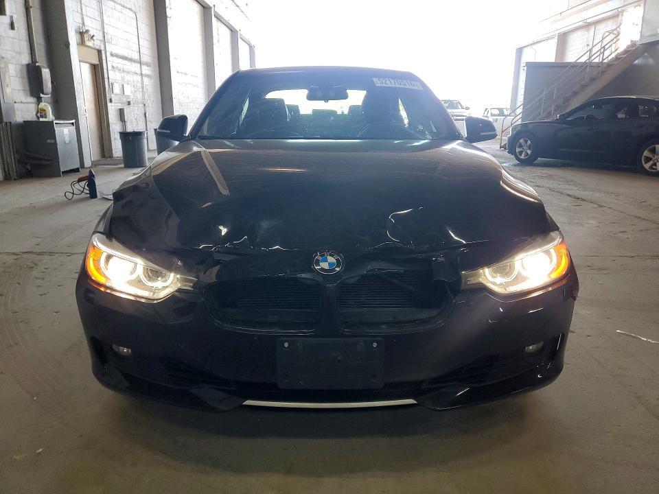 52170516 :رقم المزاد ، WBA3B3C58EJ979006 vin ، 2014 Bmw 328 مزاد بيع