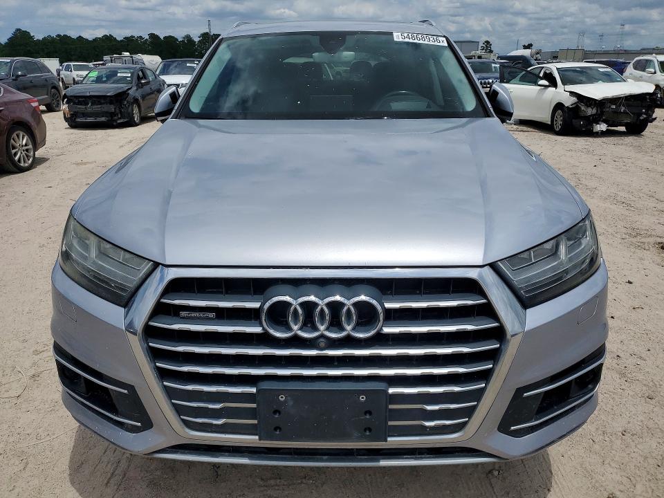 2017 Audi Q7 მანქანა იყიდება აუქციონზე, vin: WA1VAAF70HD000883, აუქციონის ნომერი: 54868936