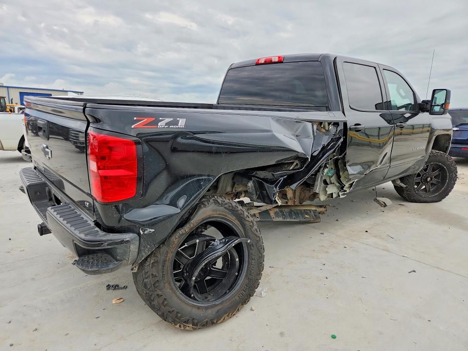 Продажа на аукционе авто 2018 Chevrolet Silverado, vin: 1GCUKREC8JF110750, номер лота: 51694136