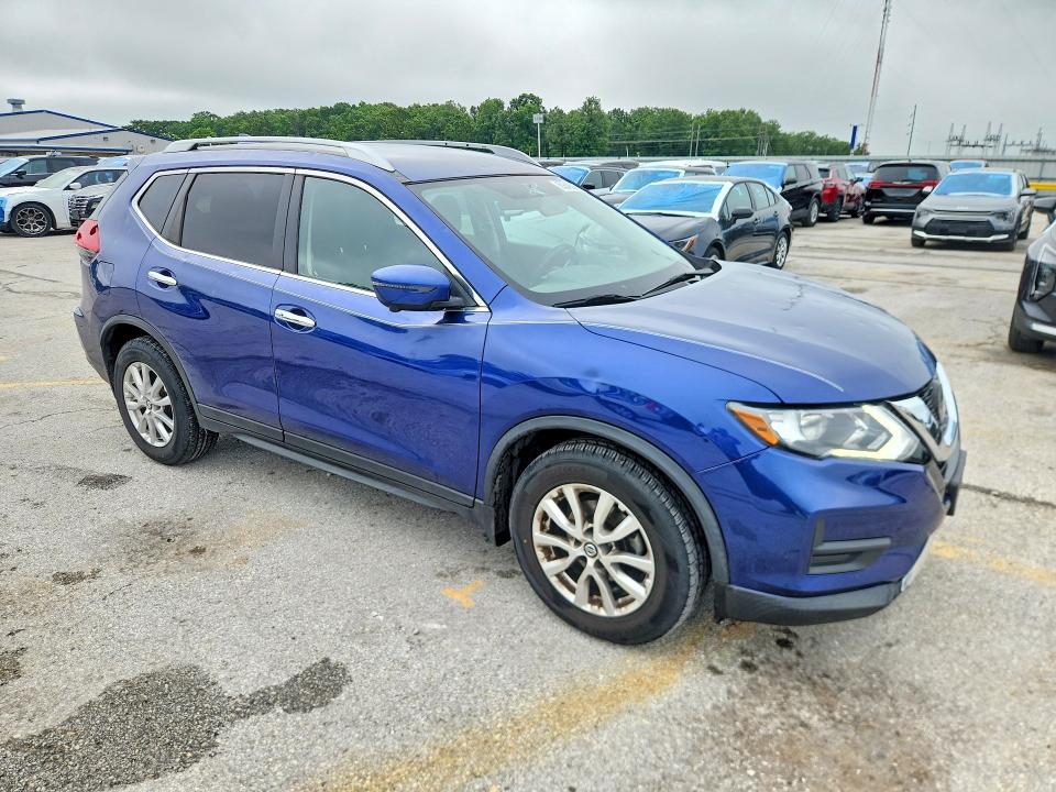 55549066 :رقم المزاد ، KNMAT2MT3JP605912 vin ، 2018 Nissan Rogue مزاد بيع