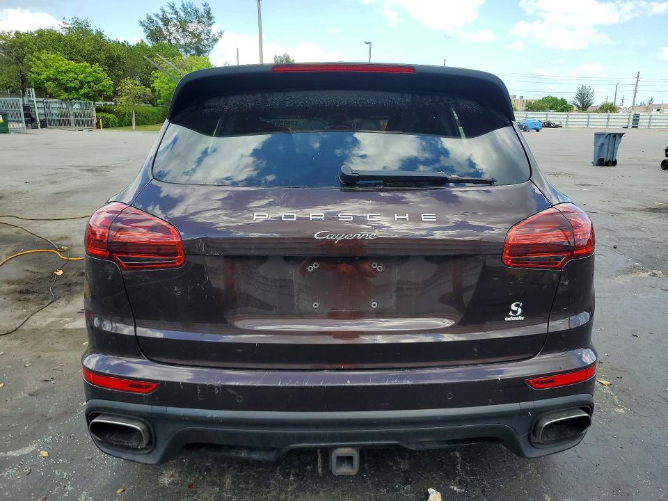 53883676 :رقم المزاد ، WP1AA2A2XHKA91838 vin ، 2017 Porsche Cayenne مزاد بيع