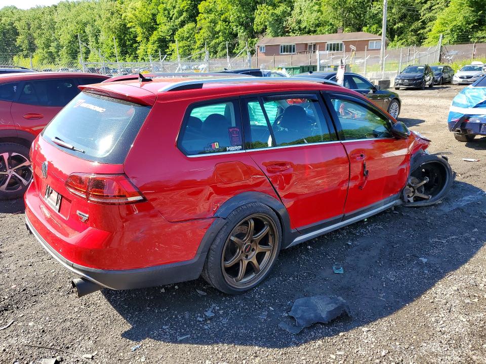 53326636 :رقم المزاد ، 3VWH17AU4HM506835 vin ، 2017 Volkswagen Golf Alltrack مزاد بيع