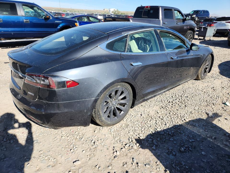 Продаж на аукціоні авто 2018 Tesla Model S, vin: 5YJSA1E28JF274765, номер лоту: 55080656