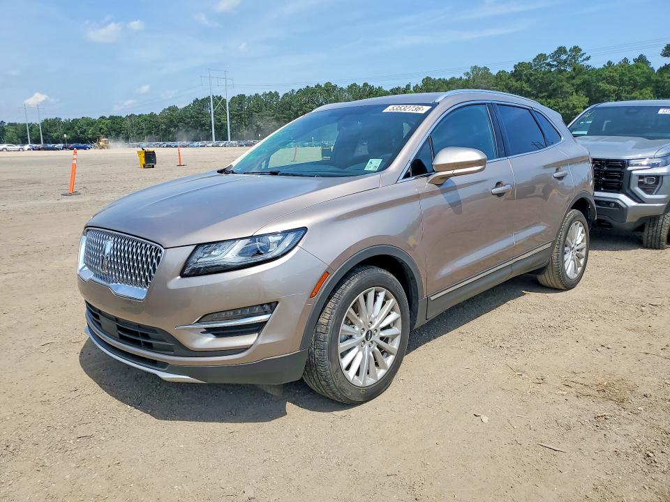 Продажа на аукционе авто 2019 Lincoln Mkc, vin: 5LMCJ1C90KUL16884, номер лота: 53532736