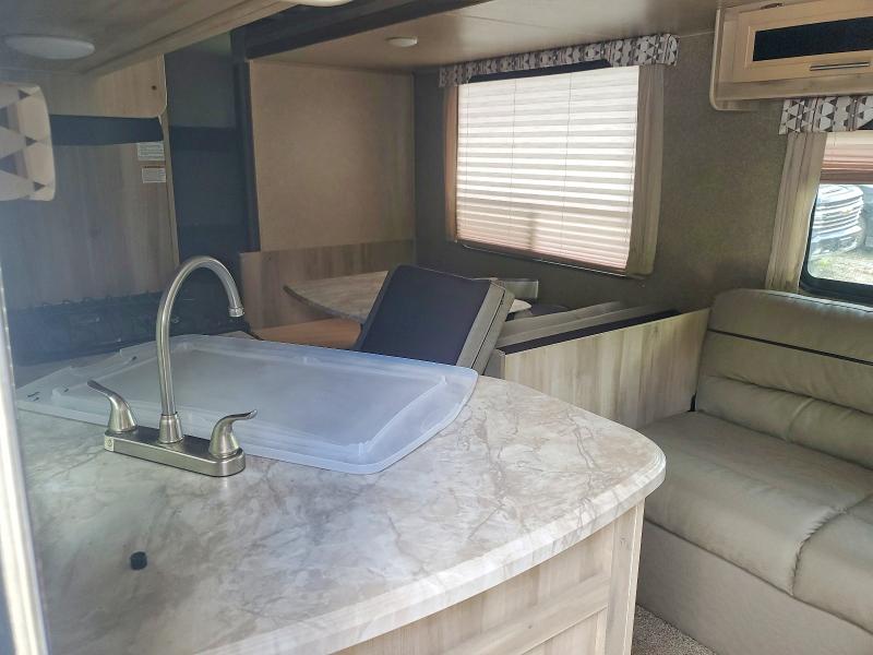 54483656 :رقم المزاد ، 5ZT2CATB7KU034014 vin ، 2019 Coachman Recreational Vehicle (rv) مزاد بيع