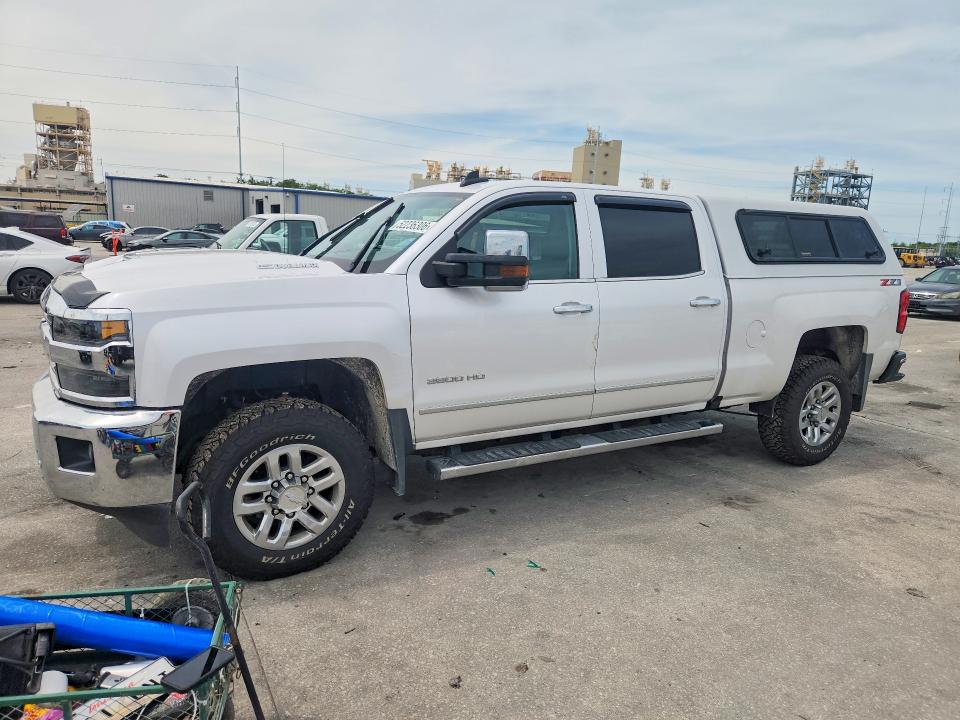 Продаж на аукціоні авто 2018 Chevrolet Silverado, vin: 1GC4K0EY7JF185091, номер лоту: 52236306