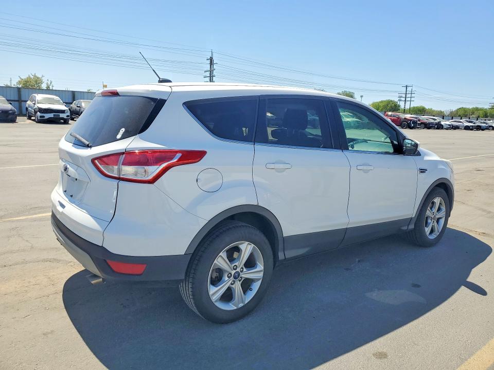 53660846 :رقم المزاد ، 1FMCU0GX8FUA68273 vin ، 2015 Ford Escape مزاد بيع
