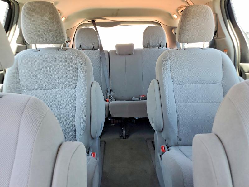 2017 Toyota Sienna მანქანა იყიდება აუქციონზე, vin: 5TDZZ3DCXHS889515, აუქციონის ნომერი: 52902576